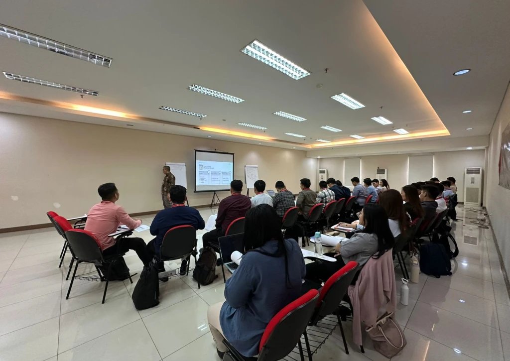 Gallery In-House PT. Bank Sinarmas Tbk. : Selling Skills to Maximize Output for Account Officer // (Jakarta, 06 November 2024) 3 ~blog/2025/1/7/whatsapp_image_2024_12_06_at_15_19_34_1