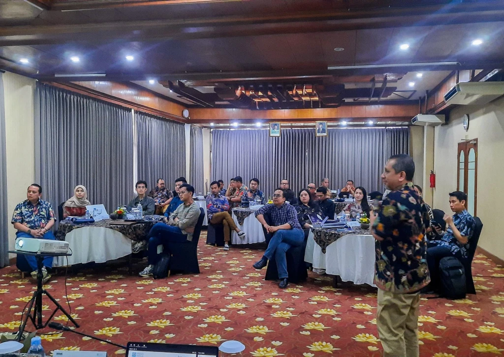 Gallery Fraud Banking Workshop 2025:  Refleksi Fraud Case 2024 dan Mitigasi Fraud 2025: Mitigasi Cyber Crime dan Cyber Security Dampak Penerapan POJK 12/2024 Tentang Strategi Anti-Fraud dan Risiko Operasional bagi PJP/PIP // (Truntum Kuta Hotel Bali, Kamis - Jumat, 20 - 21 Februari 2025) 2 ~blog/2025/3/11/whatsapp_image_2025_03_10_at_12_52_56
