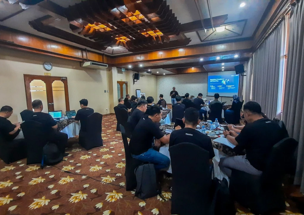 Gallery Fraud Banking Workshop 2025:  Refleksi Fraud Case 2024 dan Mitigasi Fraud 2025: Mitigasi Cyber Crime dan Cyber Security Dampak Penerapan POJK 12/2024 Tentang Strategi Anti-Fraud dan Risiko Operasional bagi PJP/PIP // (Truntum Kuta Hotel Bali, Kamis - Jumat, 20 - 21 Februari 2025) 7 ~blog/2025/3/11/whatsapp_image_2025_03_10_at_12_52_56_2