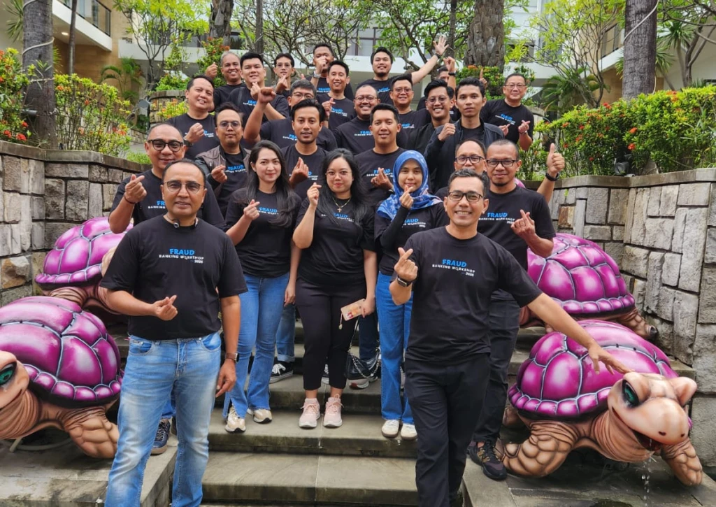 Gallery Fraud Banking Workshop 2025:  Refleksi Fraud Case 2024 dan Mitigasi Fraud 2025: Mitigasi Cyber Crime dan Cyber Security Dampak Penerapan POJK 12/2024 Tentang Strategi Anti-Fraud dan Risiko Operasional bagi PJP/PIP // (Truntum Kuta Hotel Bali, Kamis - Jumat, 20 - 21 Februari 2025) 5 ~blog/2025/3/11/whatsapp_image_2025_03_10_at_12_52_56_3