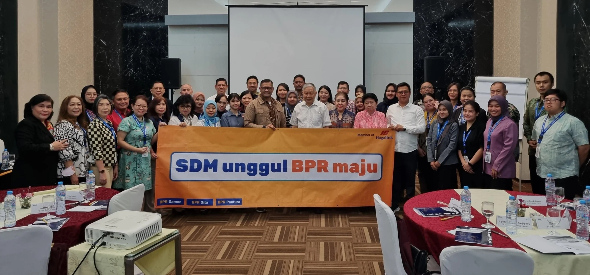 Best Practice Service Excellence for Frontliner and Marketing Officer