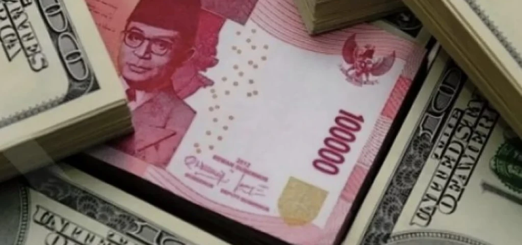 Tarif Trump 32 Persen Hantam RI, Rupiah Terancam Tembus Rp17.000